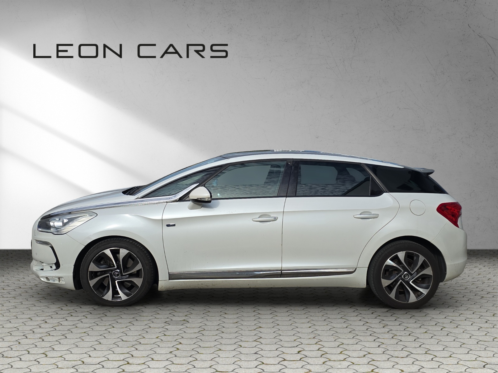 DS AUTOMOBILES DS5 HYbrid4 200 Chic EGS6-image-7