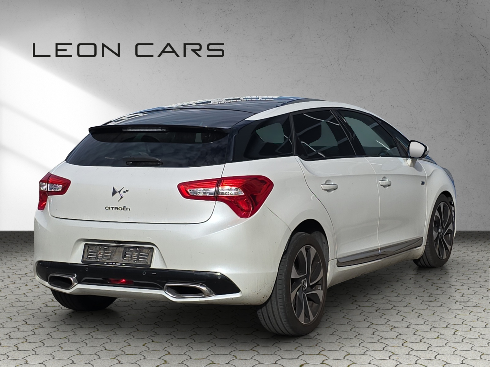 DS AUTOMOBILES DS5 HYbrid4 200 Chic EGS6-image-4