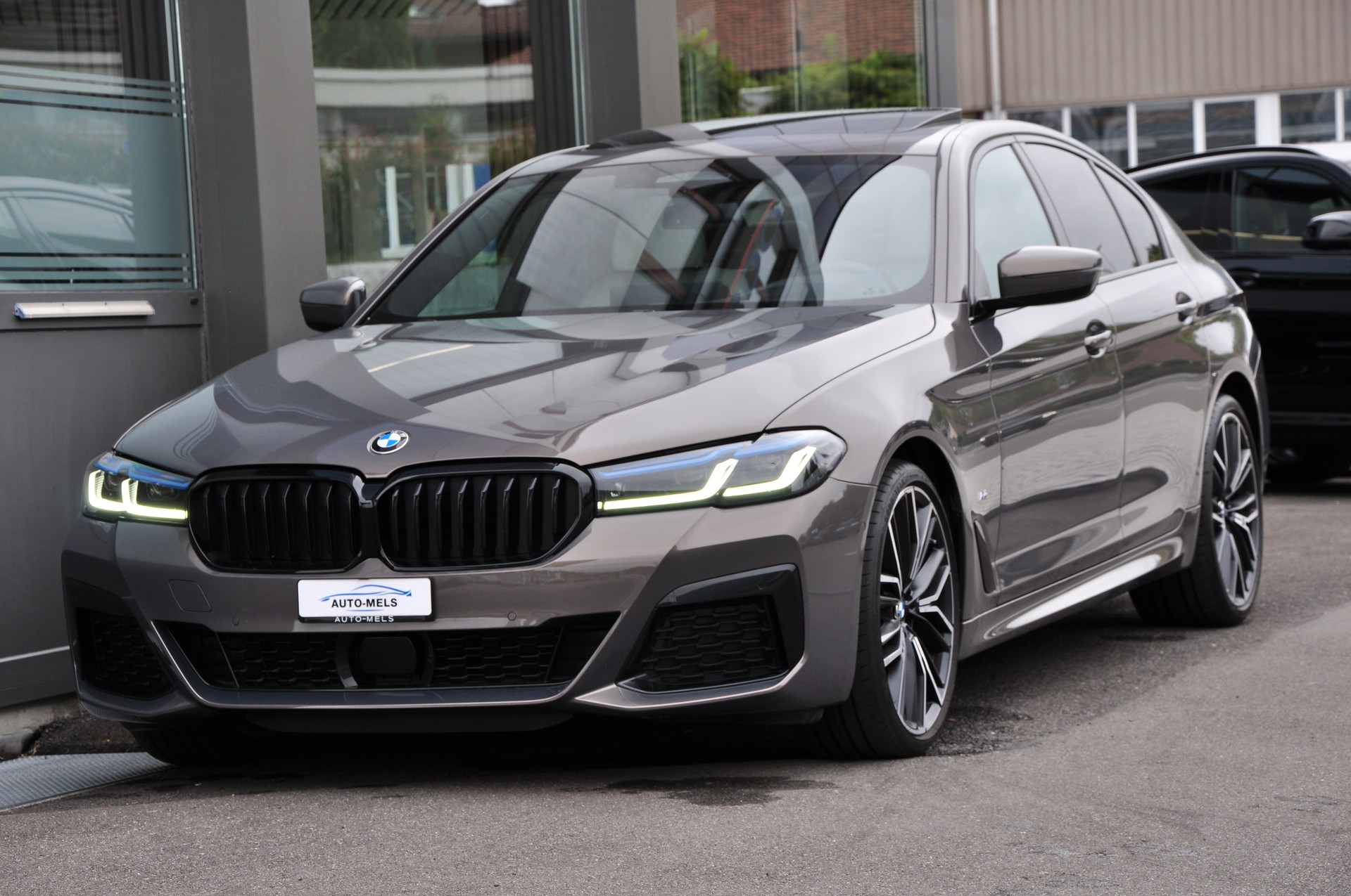 BMW 540d xDrive 48V M Sport Steptronic-showroom-element-3