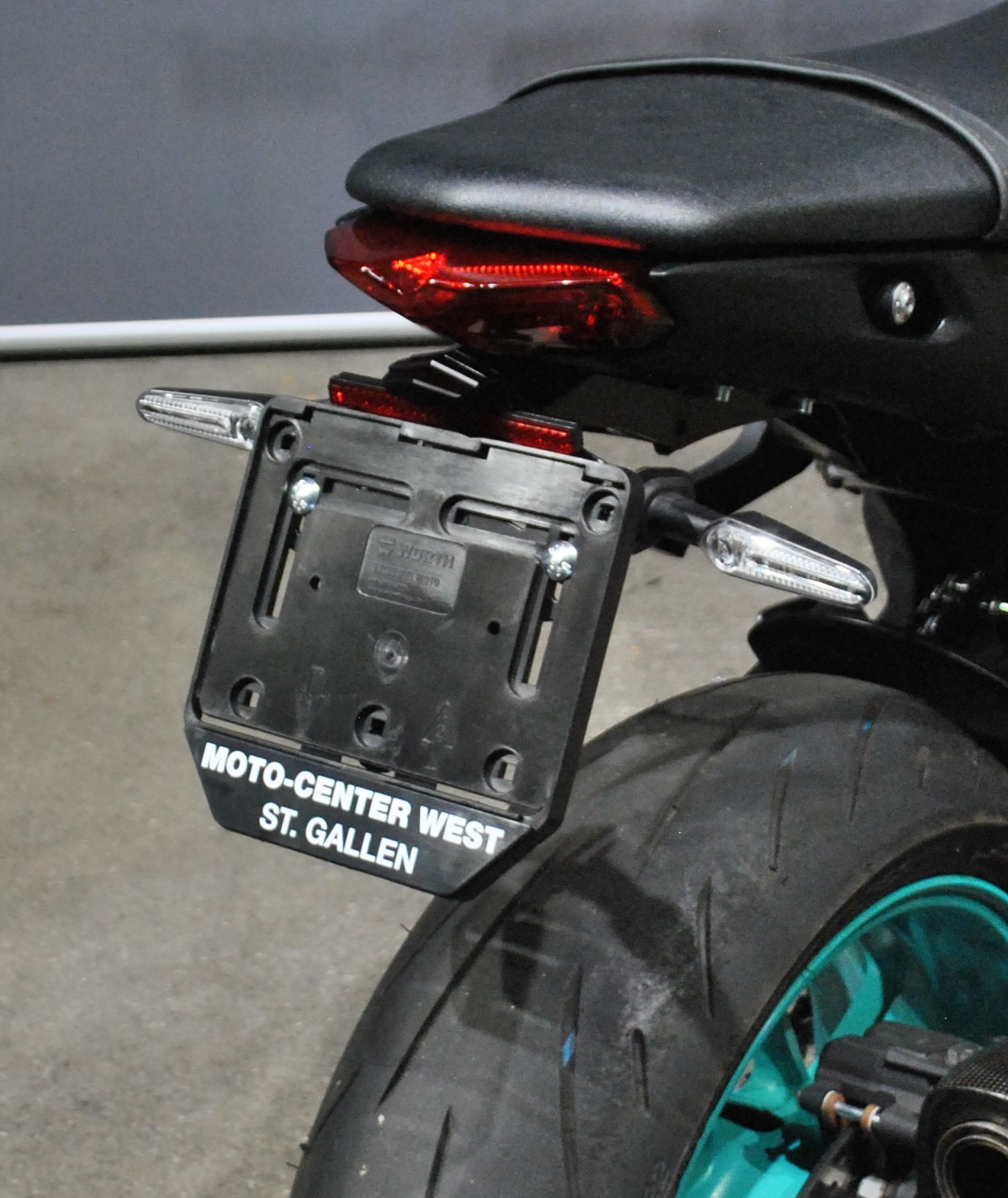 YAMAHA MT-09-image-7