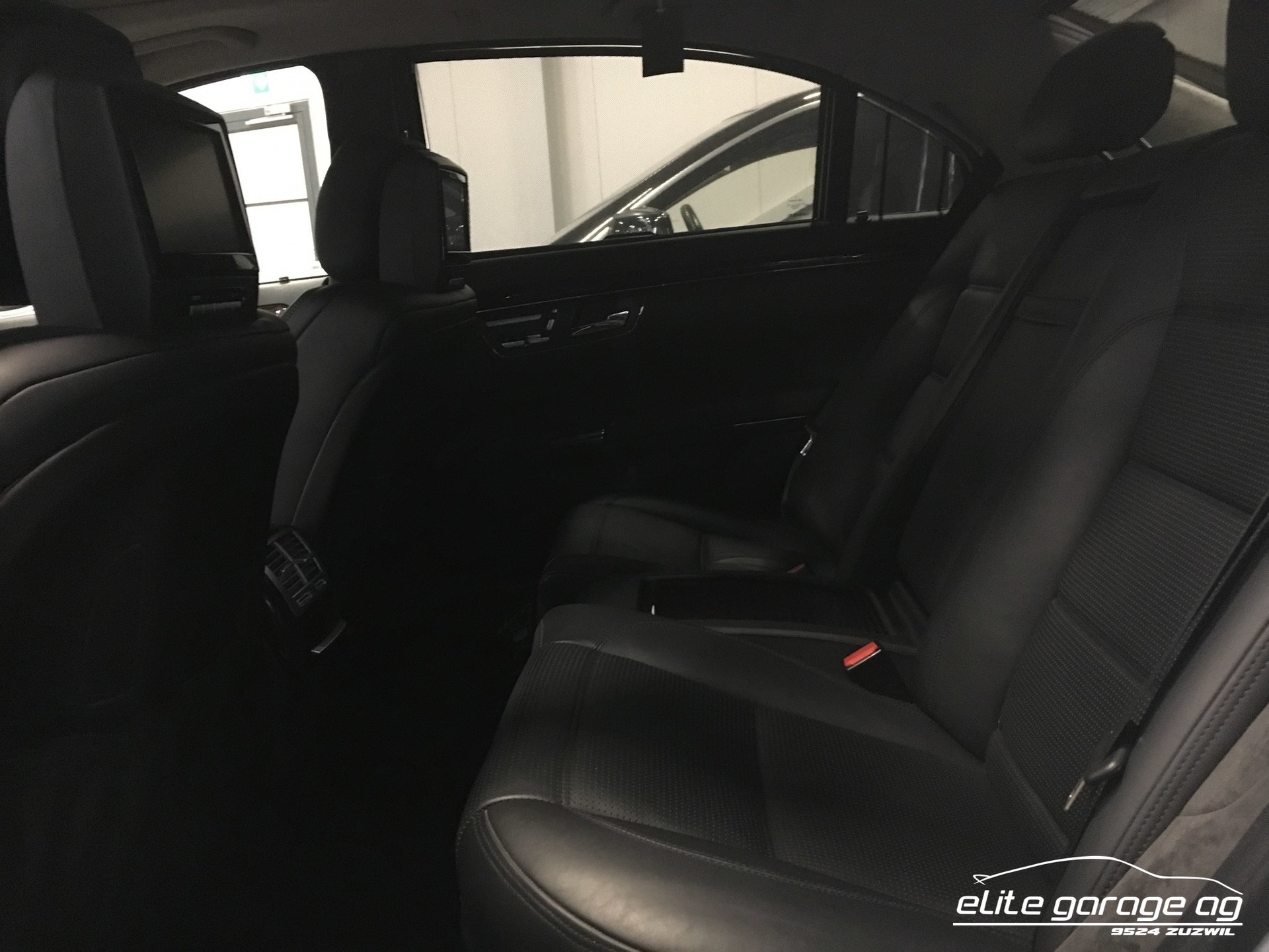 MERCEDES-BENZ S 65 AMG L-image-9
