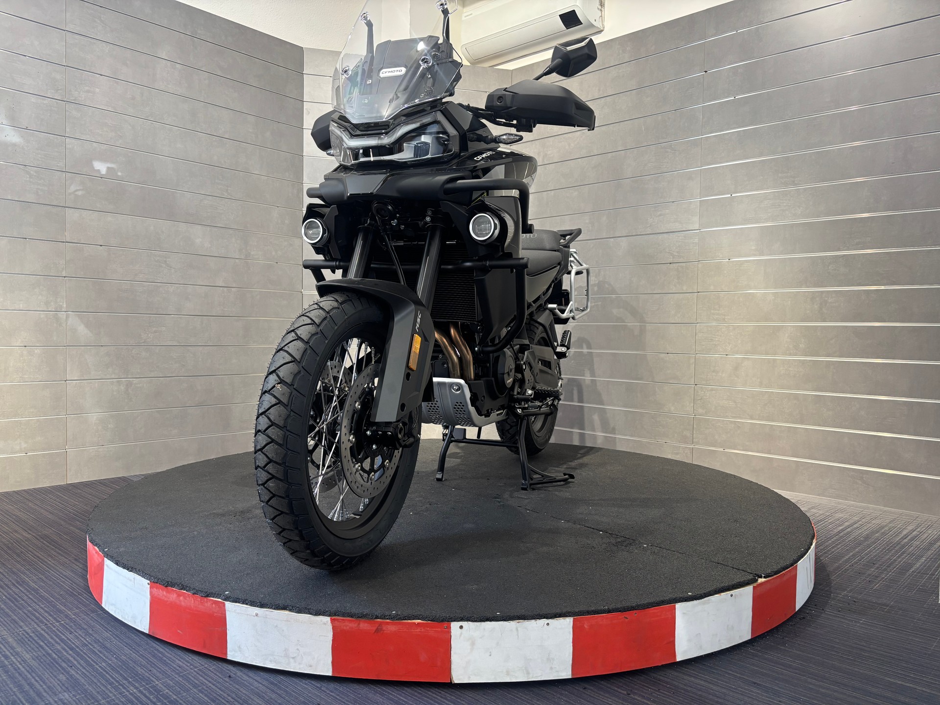 CF MOTO 800 MT Explorer-image-0
