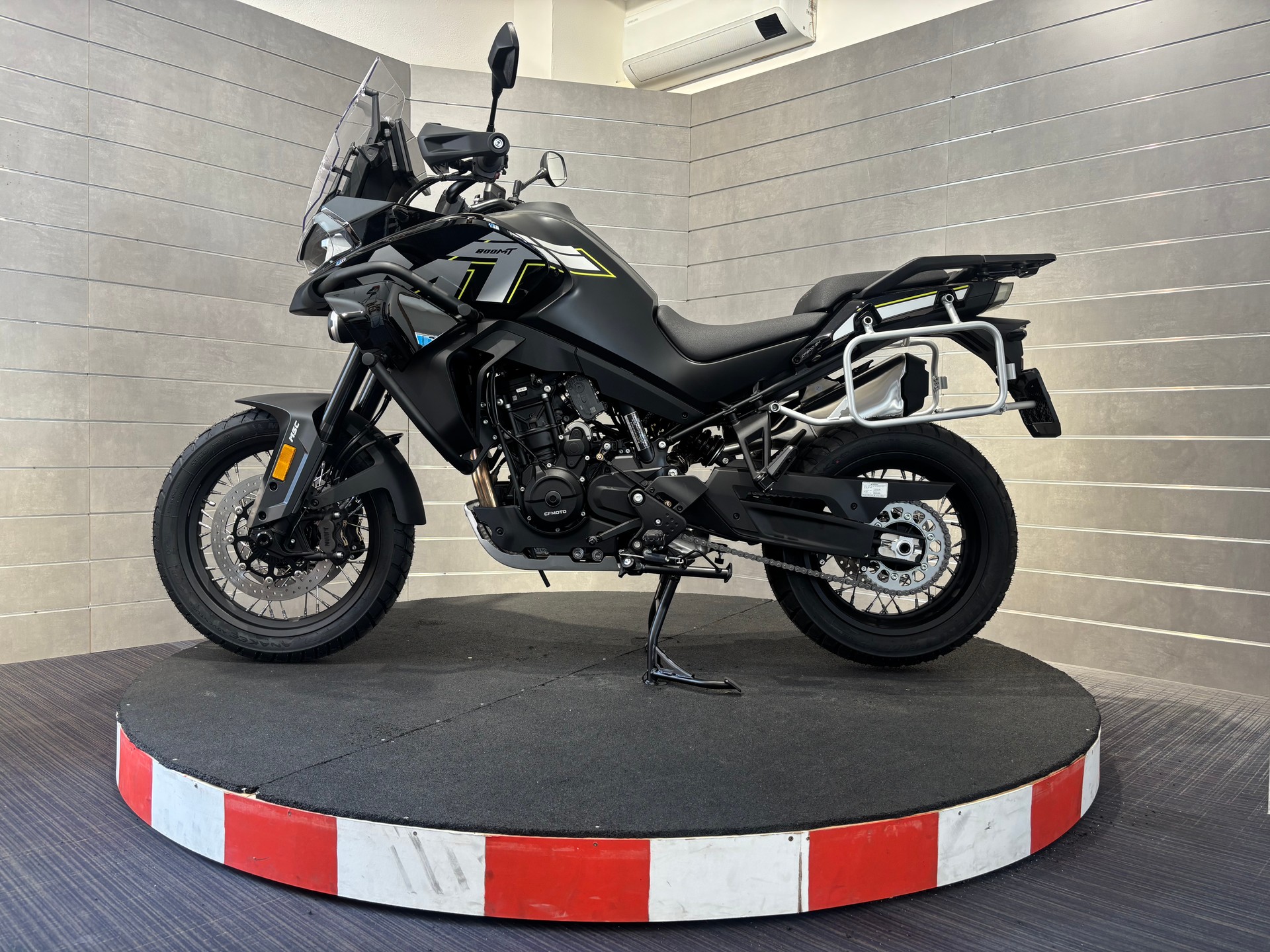 CF MOTO 800 MT Explorer-image-1