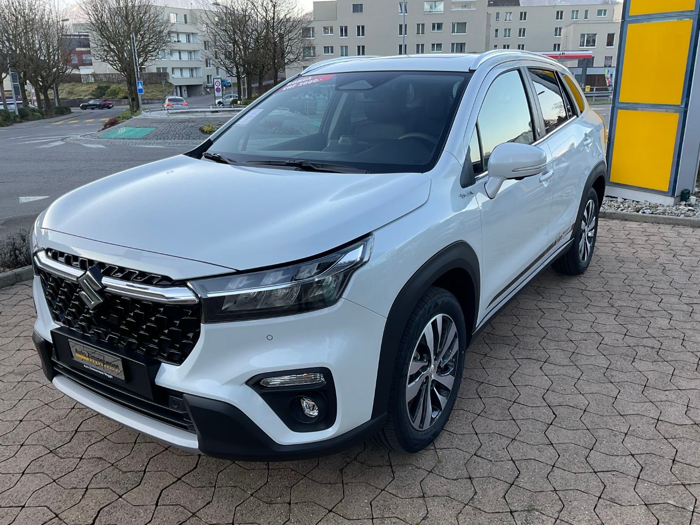SUZUKI S-Cross 1.5 Piz Sulai Top Hybrid 4x4 MY24-image-1