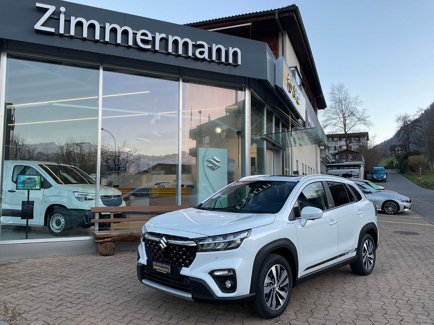 SUZUKI S-Cross 1.5 Piz Sulai Top Hybrid 4x4 MY24