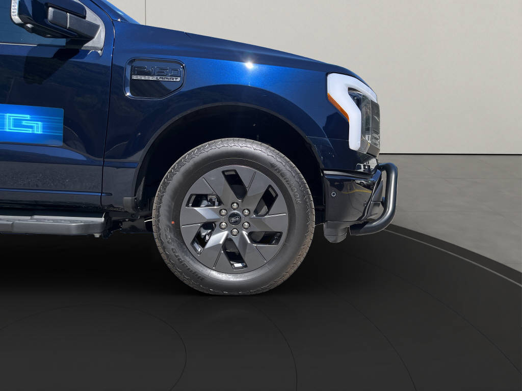 FORD F-150 Lightning DKab.Pick-up 98 kWh Lariat Launch Edition 0.99% Leasing-image-6
