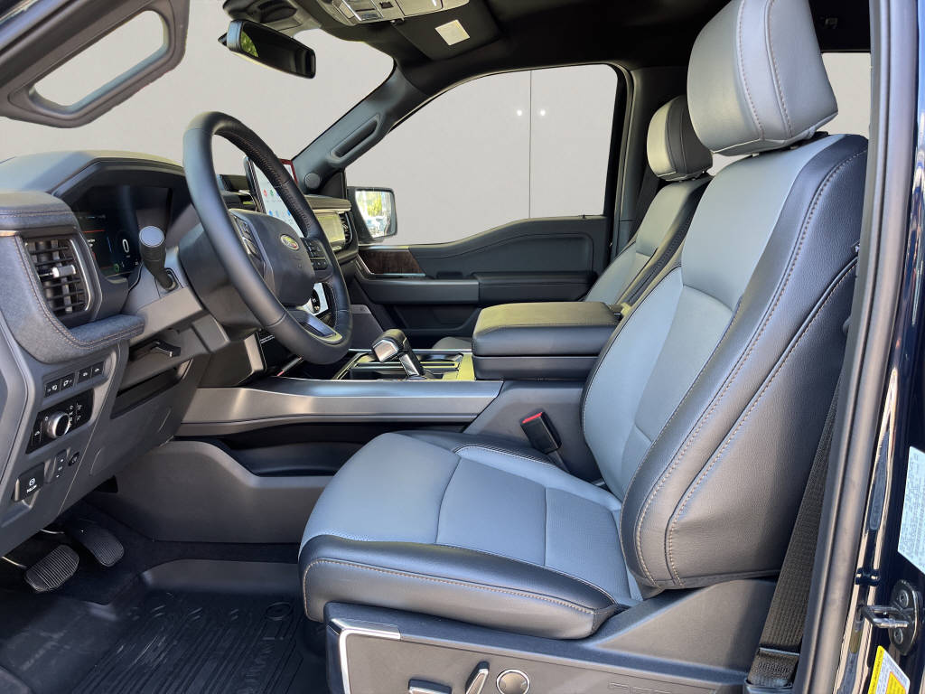 FORD F-150 Lightning DKab.Pick-up 98 kWh Lariat Launch Edition 0.99% Leasing-image-14