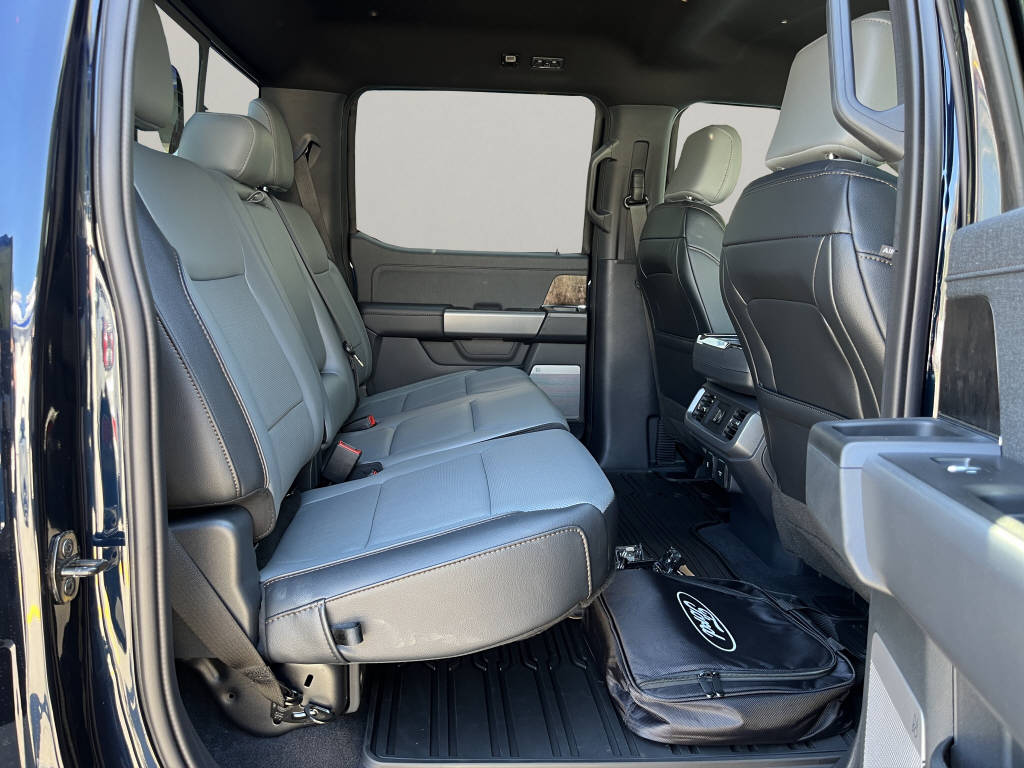 FORD F-150 Lightning DKab.Pick-up 98 kWh Lariat Launch Edition 0.99% Leasing-image-8