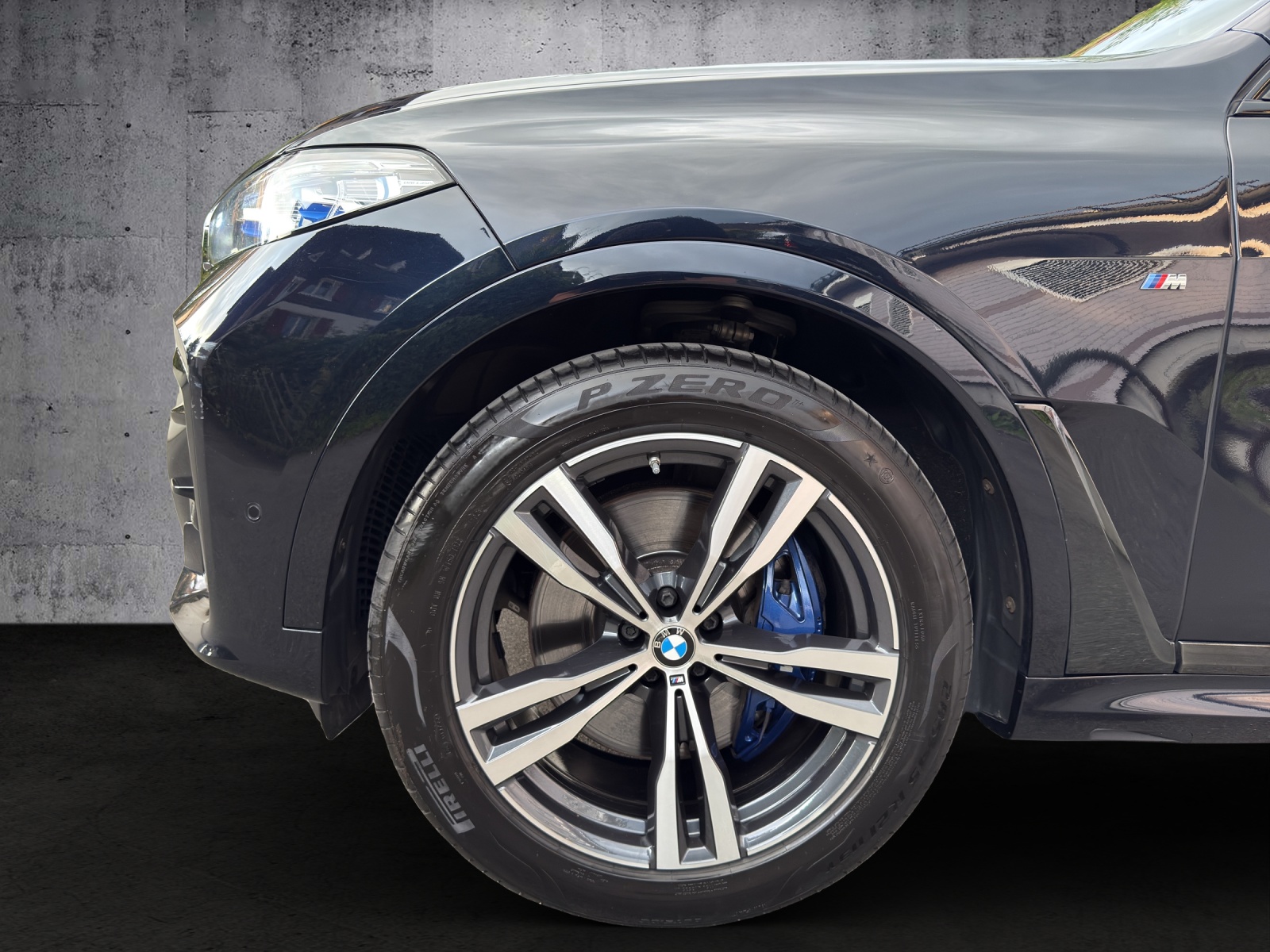 BMW X7 xDrive 30d Steptronic M-Paket *CH-Fahrzeug*-image-2