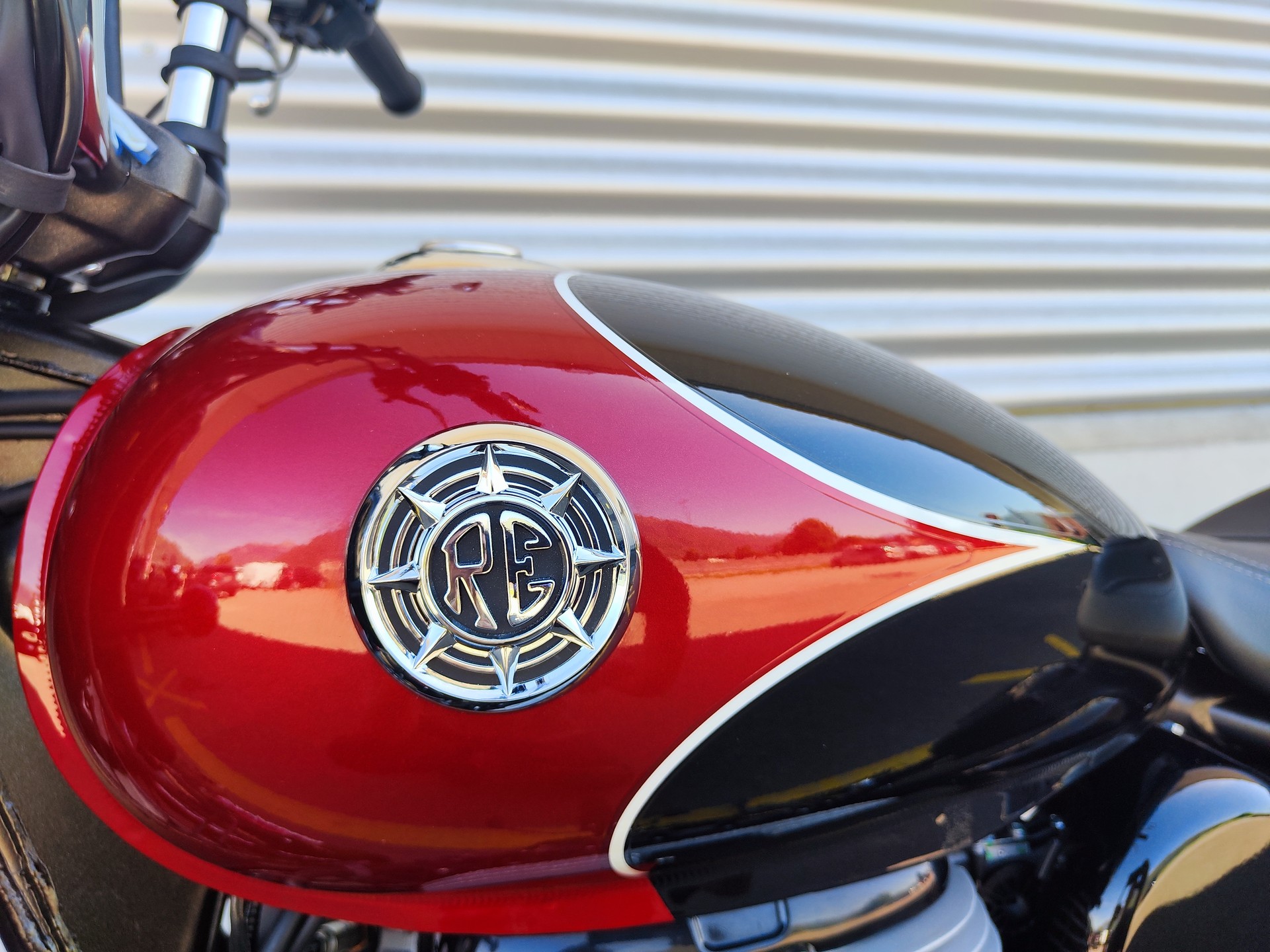 ROYAL ENFIELD Goan 350 Limited-image-2