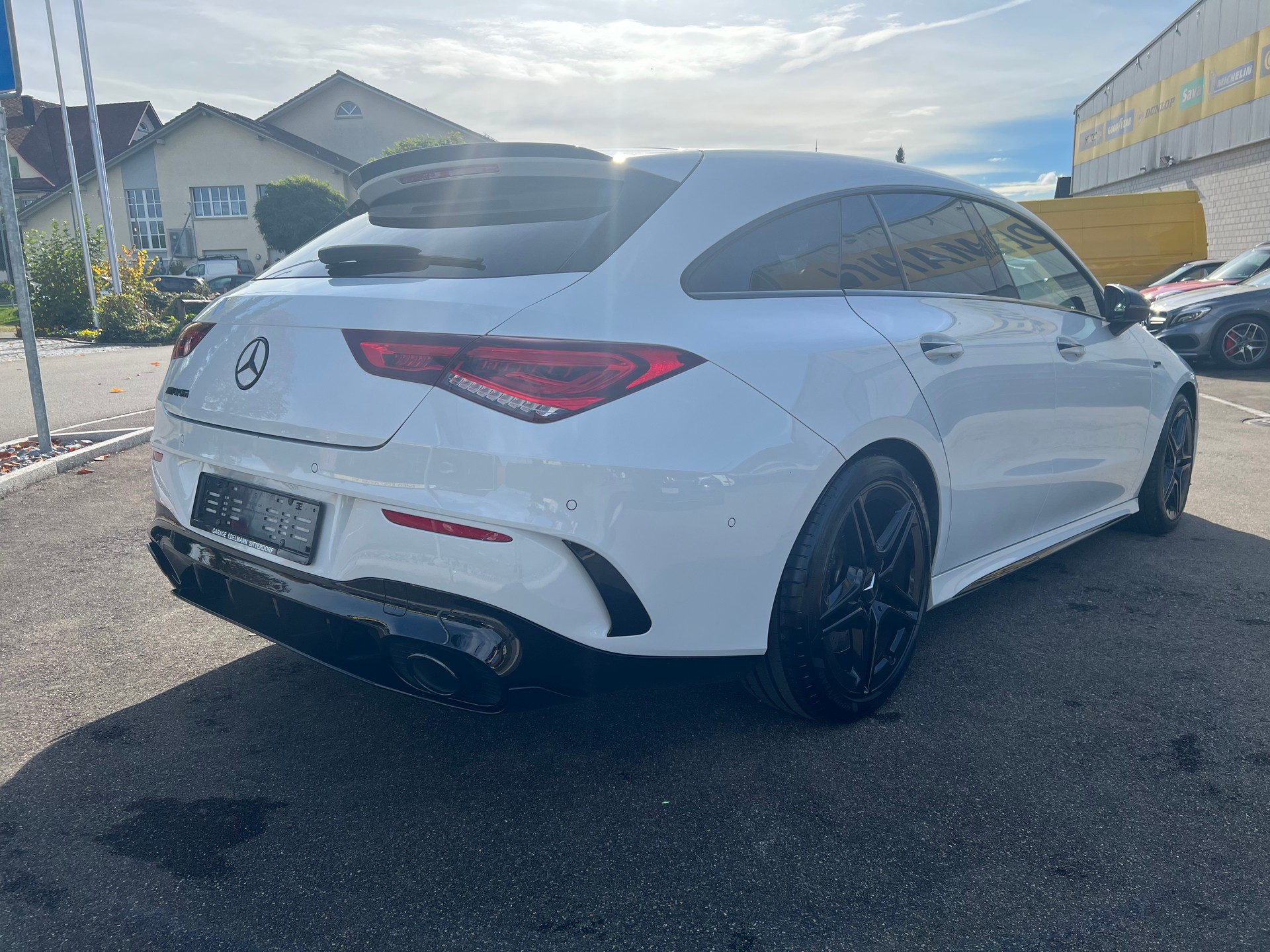 MERCEDES-BENZ CLA Shooting Brake 35 AMG 4Matic 7G-DCT-image-4