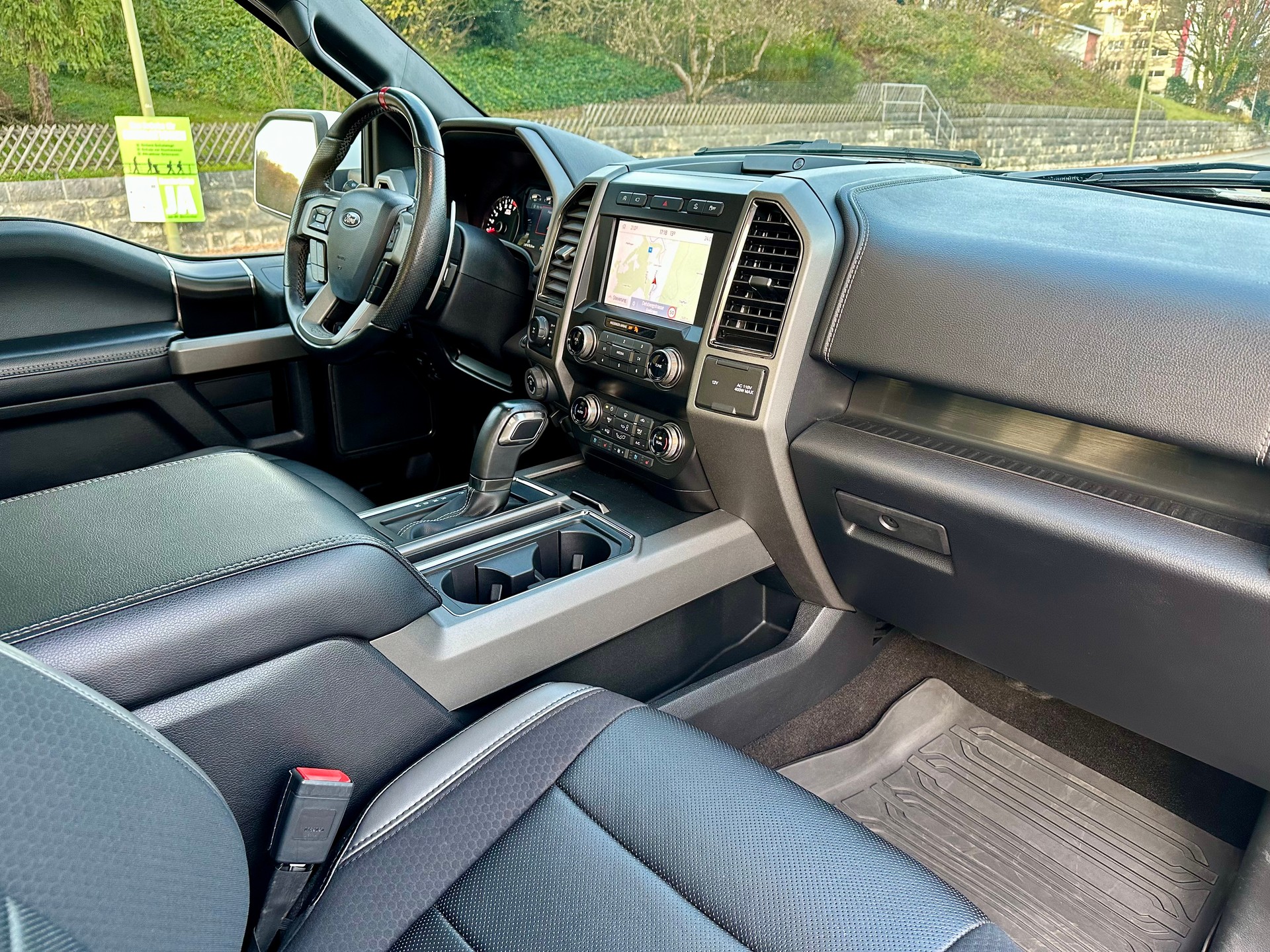 FORD F-150 Raptor 3.5 V6 EcoBoost-image-10