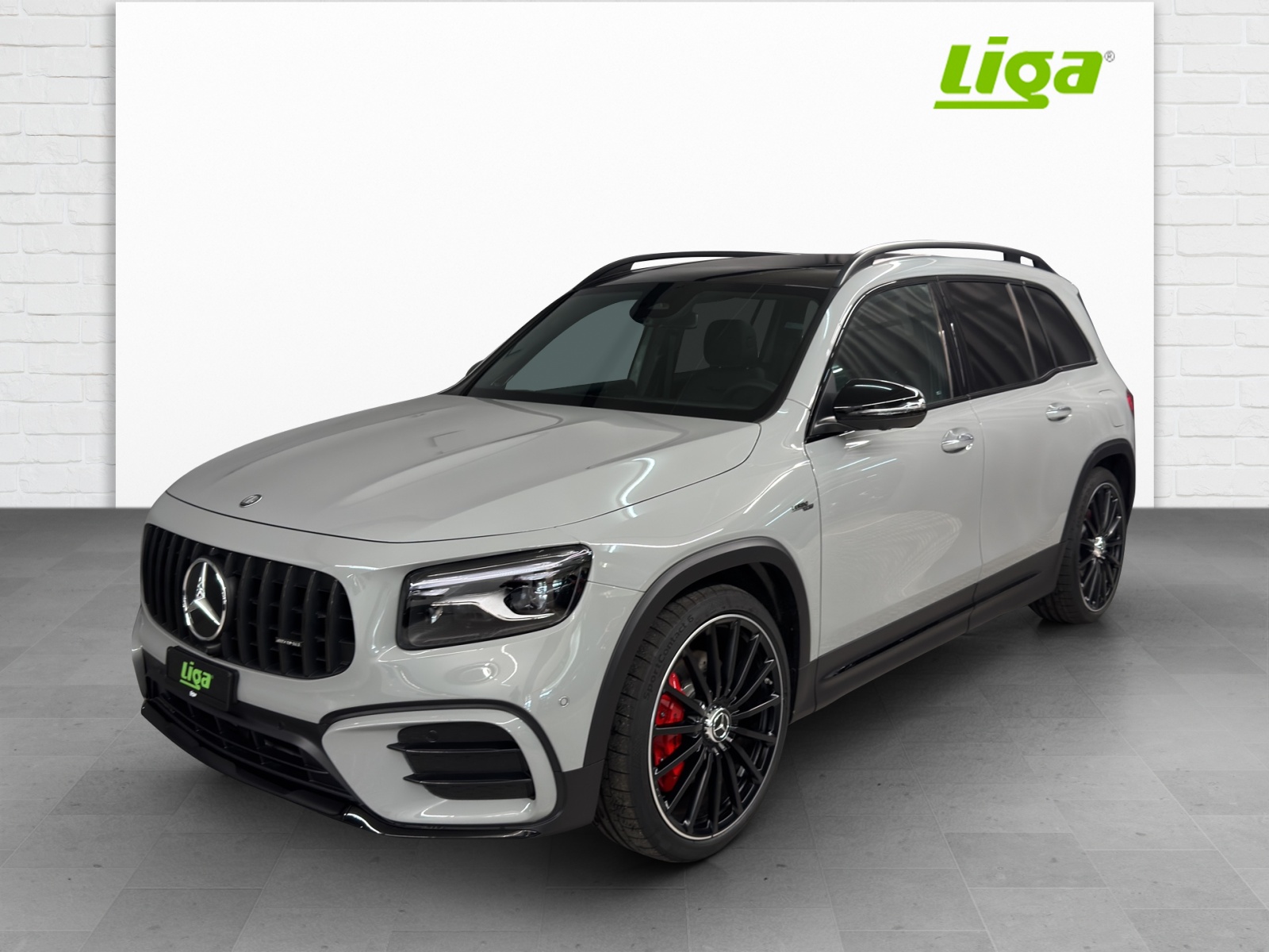 MERCEDES-BENZ AMG GLB 35 4Matic-showroom-element-1
