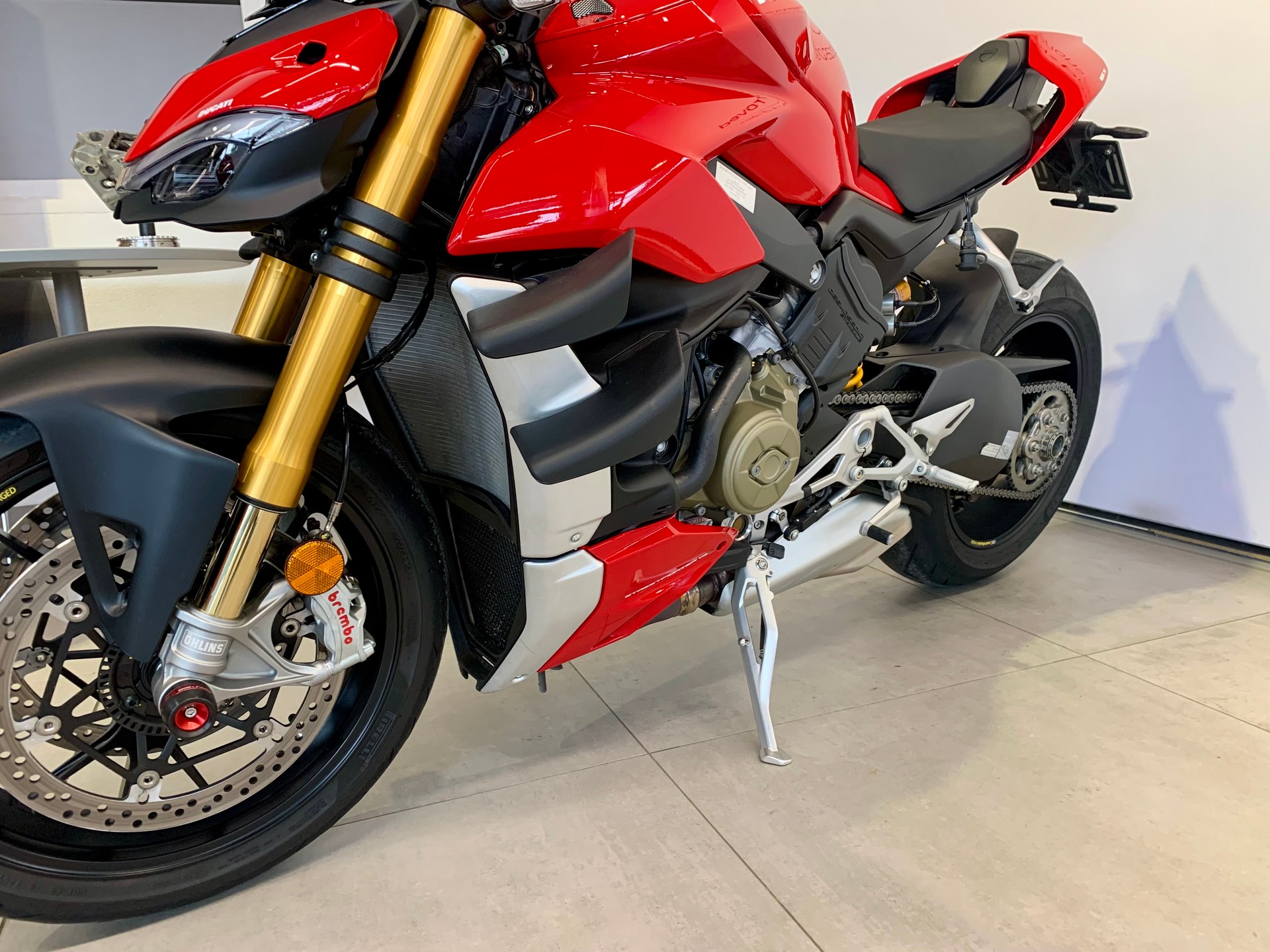 DUCATI Streetfighter V4 S-image-7