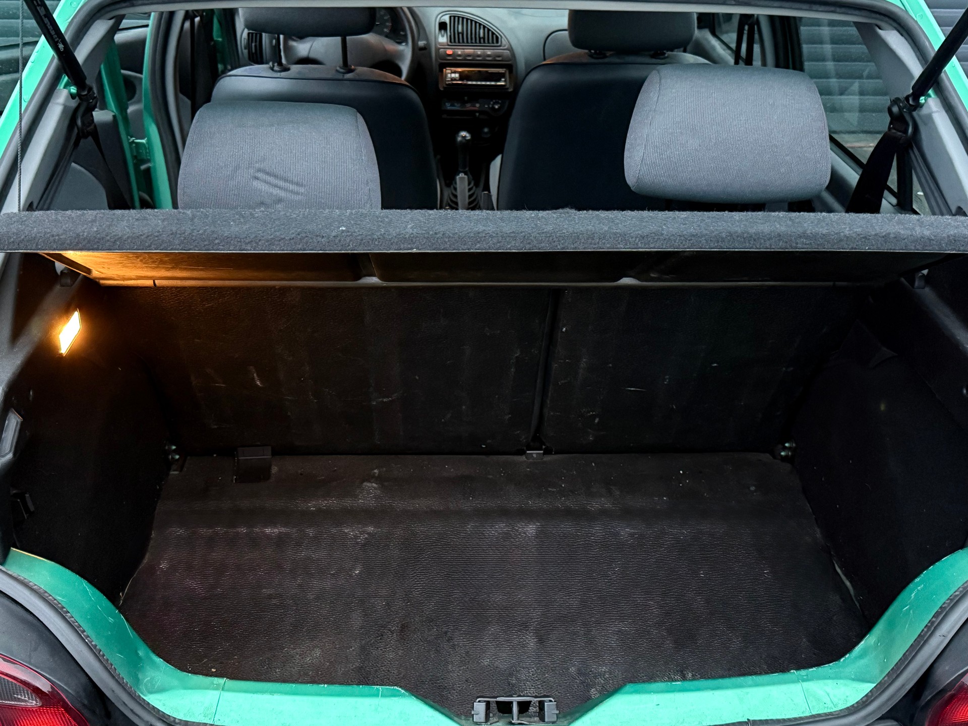 CITROEN Saxo 1.4i Opéra-image-10