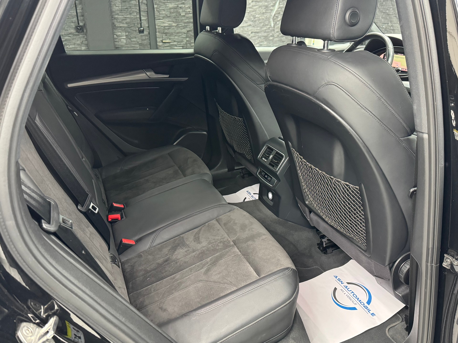 AUDI Q5 2.0 TDI S-Line Sport quattro S-tronic-image-11