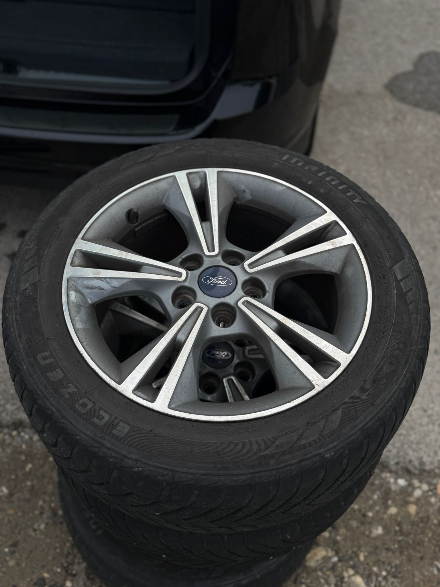 FORD Grand C-Max 1.6 TDCi KNIE-Edition / 7 plätzer-image-18
