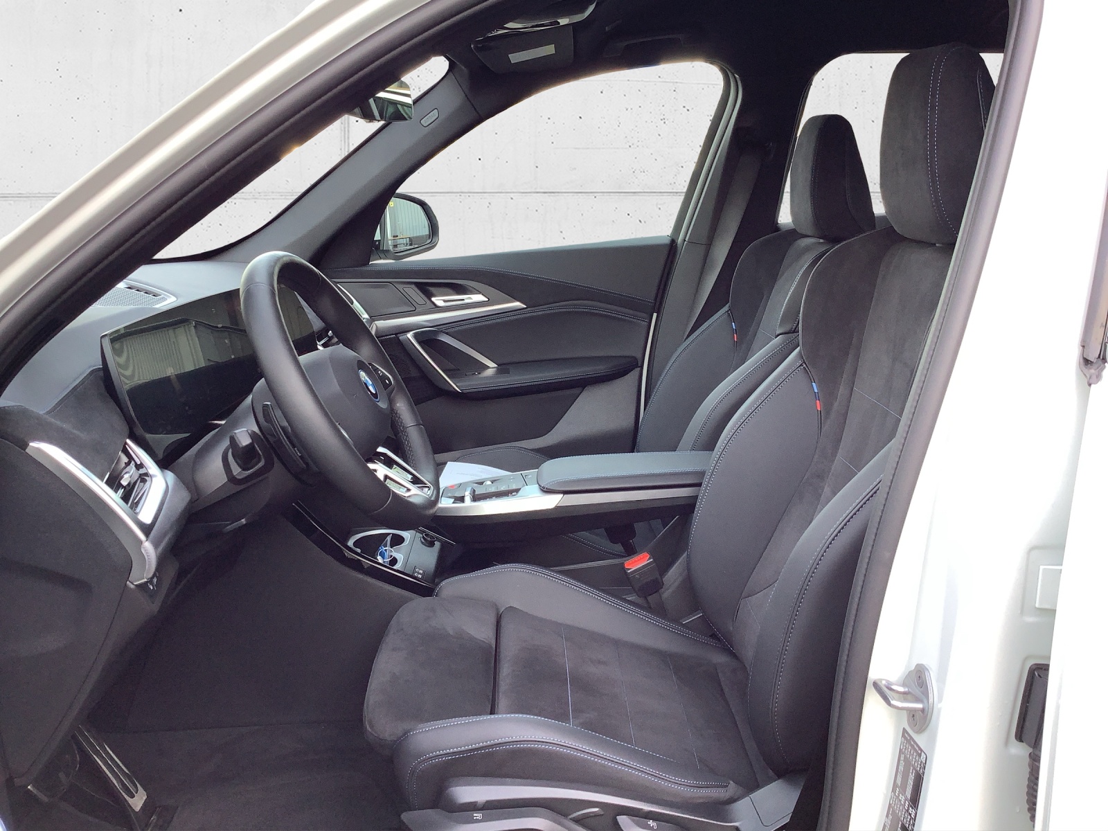 BMW X1 xDrive 30e M Sport-image-12