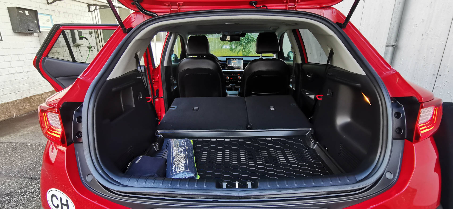 KIA Stonic 1.0 T-GDi MHEV GT-Line-image-1