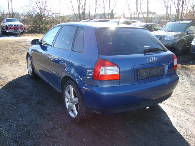 AUDI A3 1.8 T Attraction-image-4