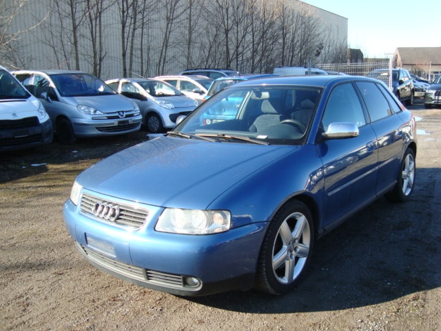 AUDI A3 1.8 T Attraction-image-2