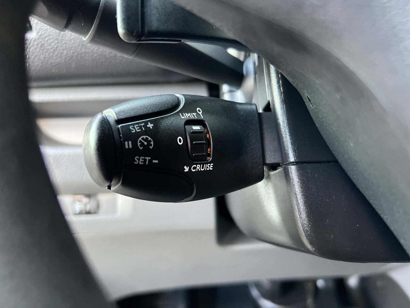 PEUGEOT Expert 2.0 BlueHDi 120 S&S Premium Long EAT8-image-25