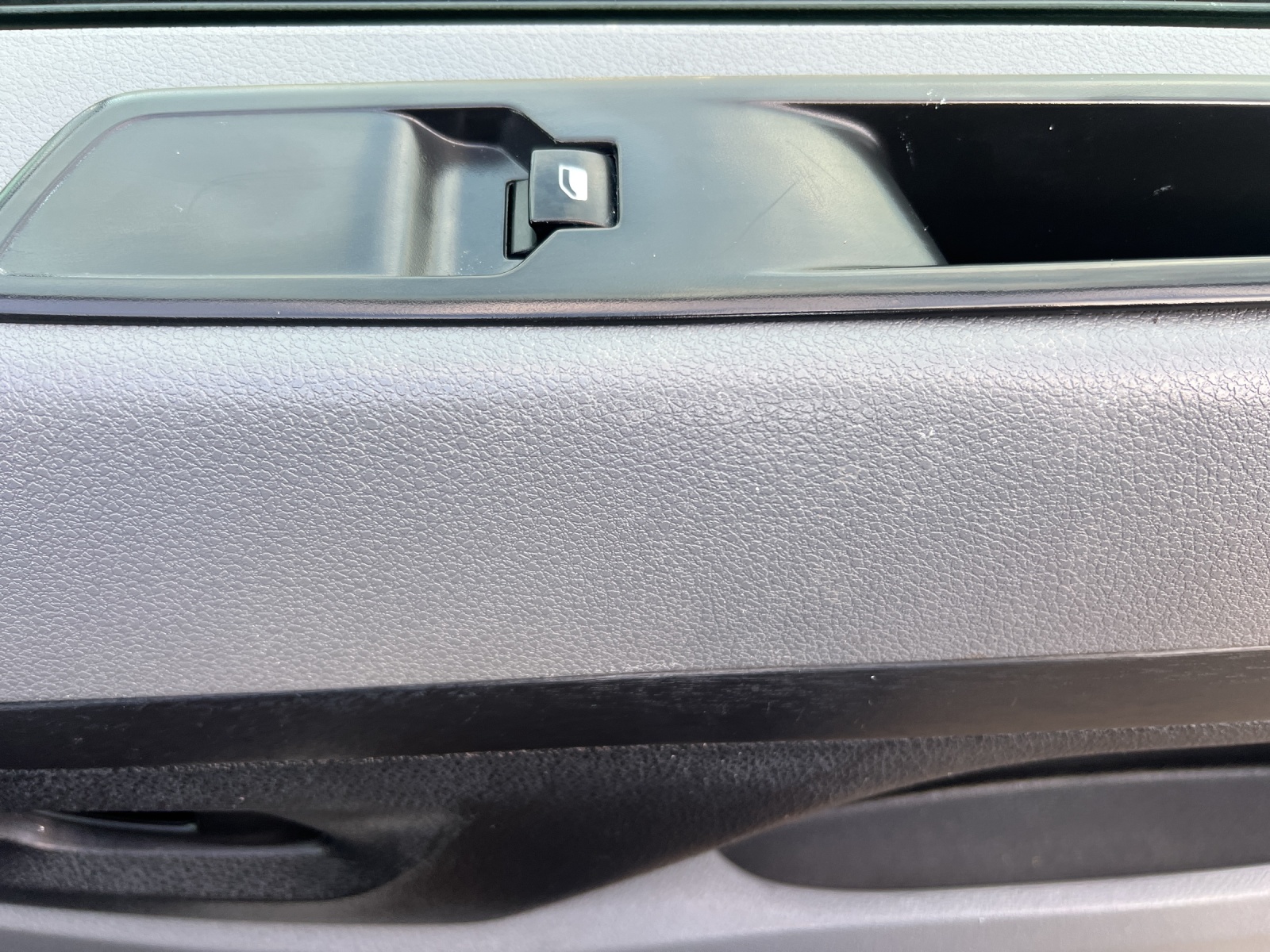PEUGEOT Expert 2.0 BlueHDi 120 S&S Premium Long EAT8-image-16