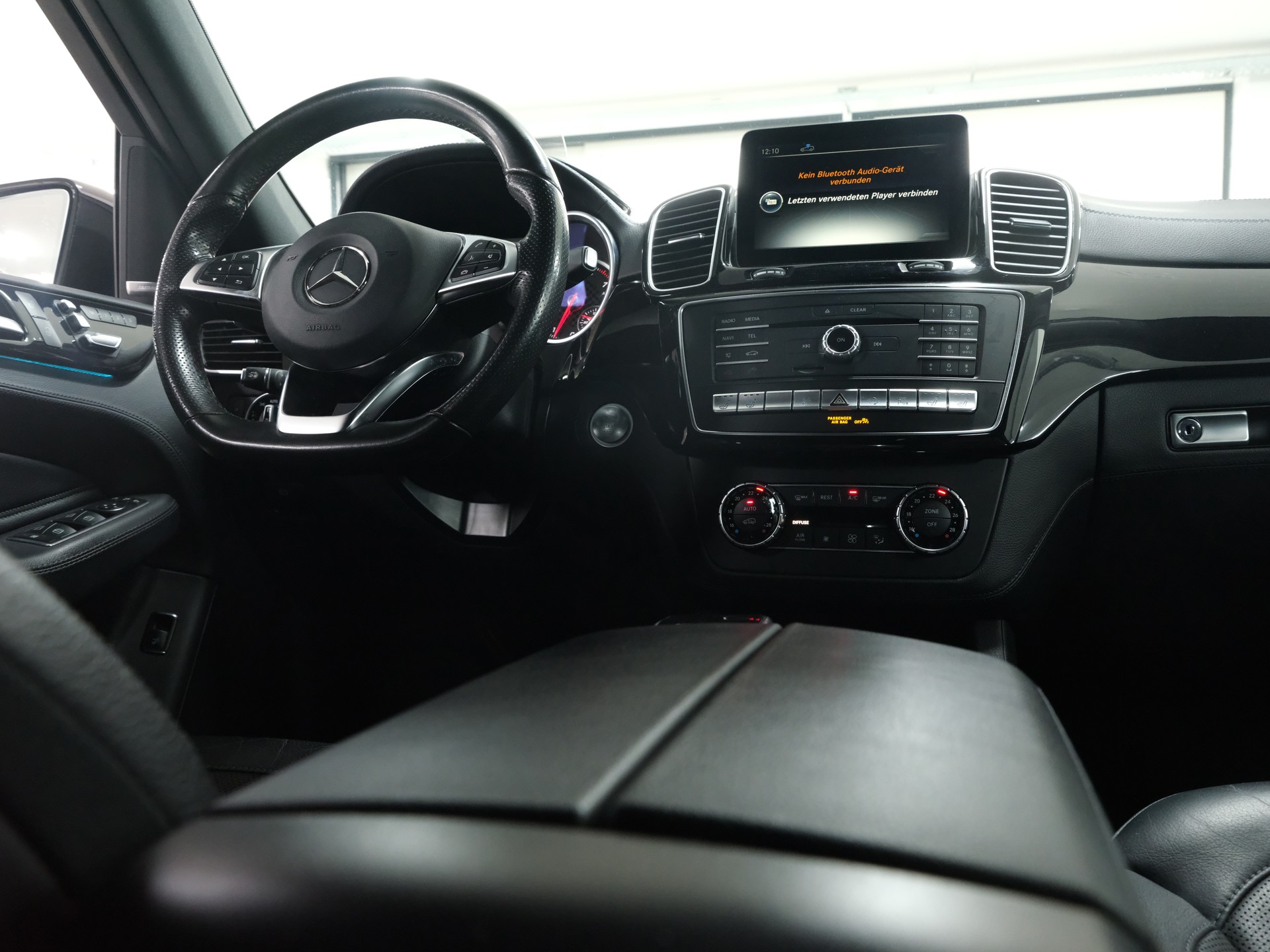 MERCEDES-BENZ GLE 43 AMG Executive 4Matic 9G-Tronic-image-18