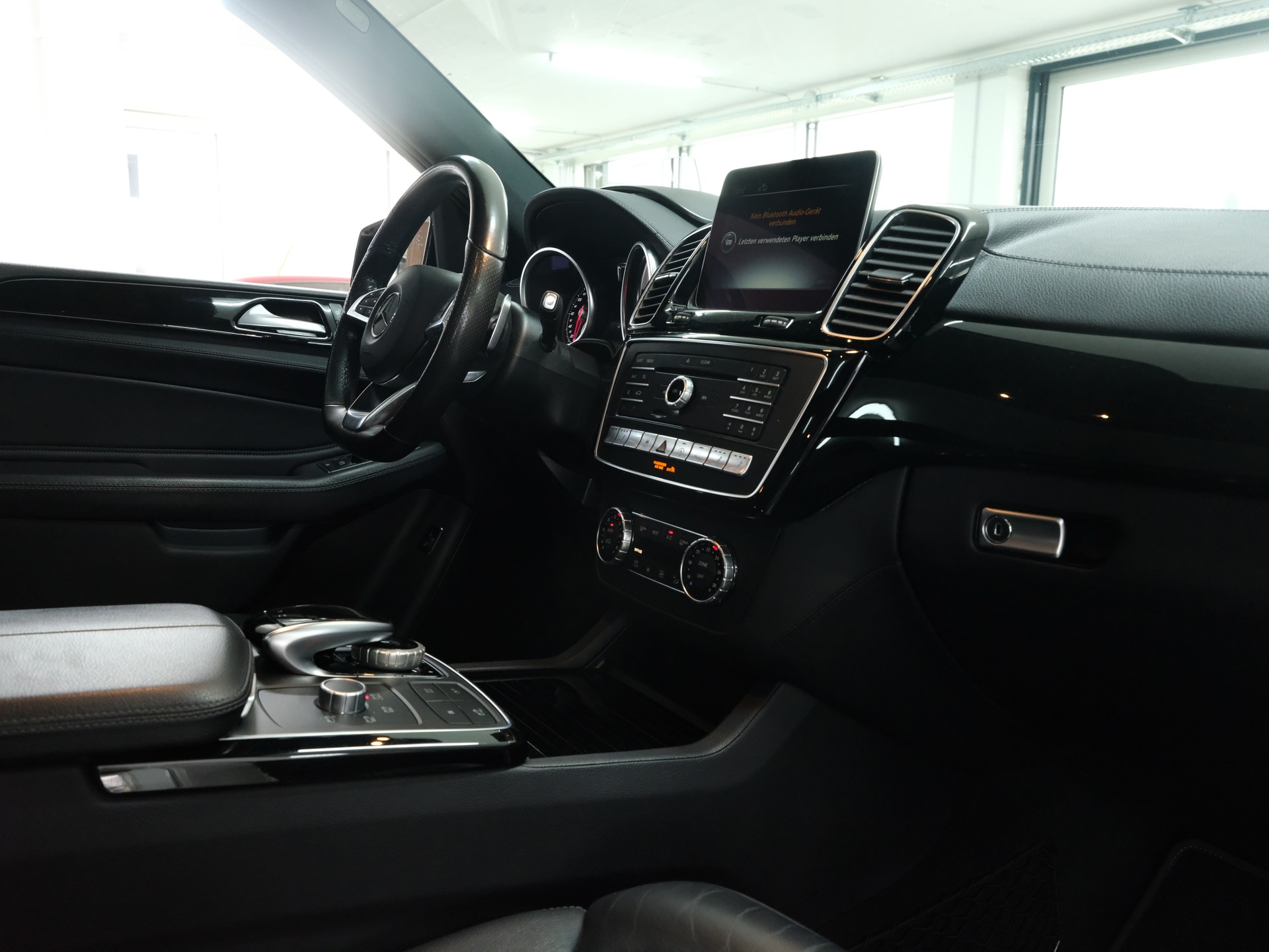 MERCEDES-BENZ GLE 43 AMG Executive 4Matic 9G-Tronic-image-21