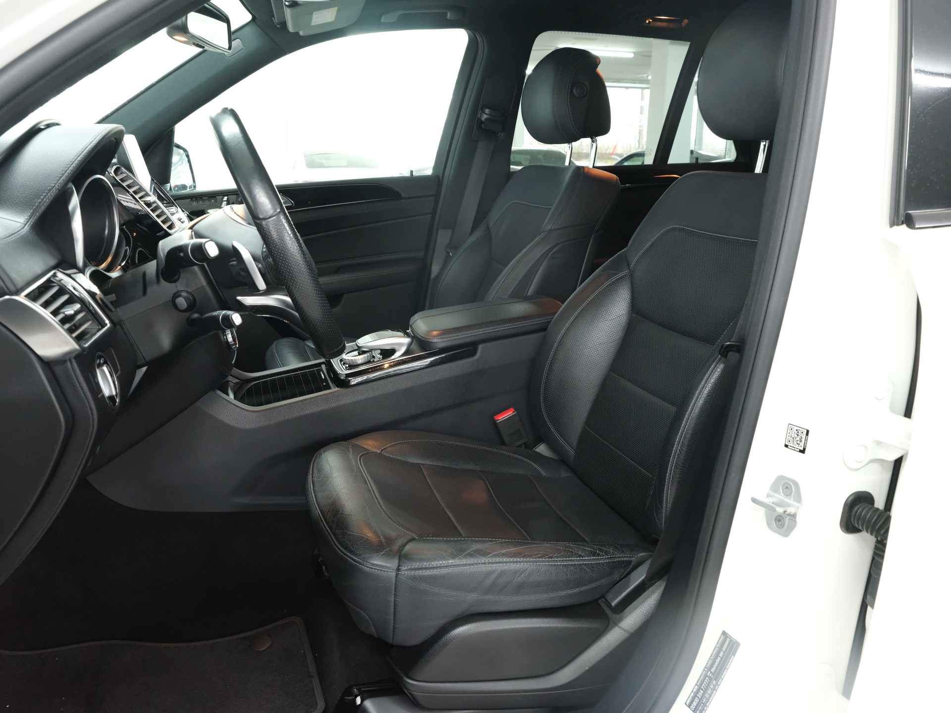 MERCEDES-BENZ GLE 43 AMG Executive 4Matic 9G-Tronic-image-14