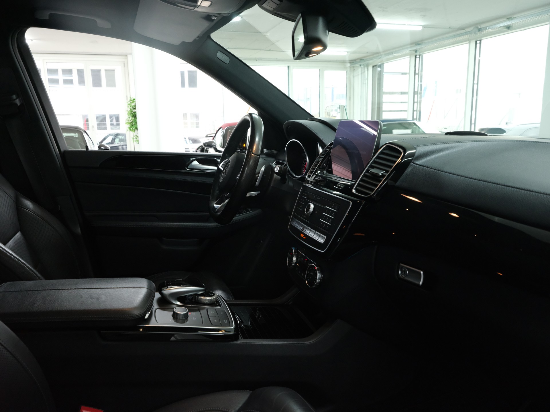 MERCEDES-BENZ GLE 43 AMG Executive 4Matic 9G-Tronic-image-22
