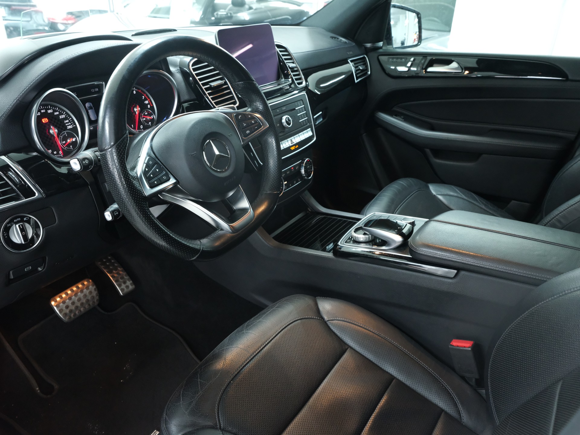 MERCEDES-BENZ GLE 43 AMG Executive 4Matic 9G-Tronic-image-13