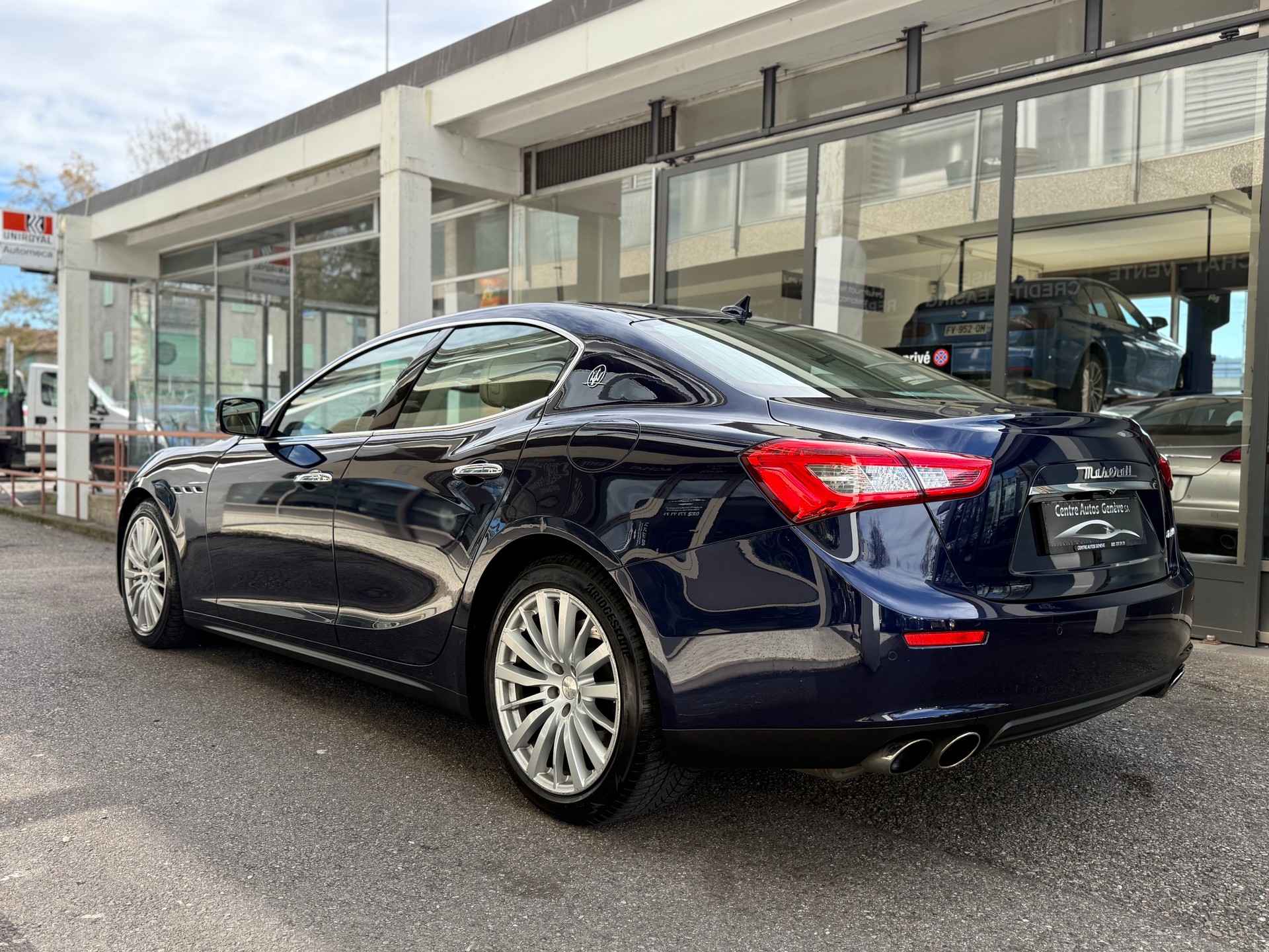MASERATI Ghibli 3.0 V6 Automatica-image-3