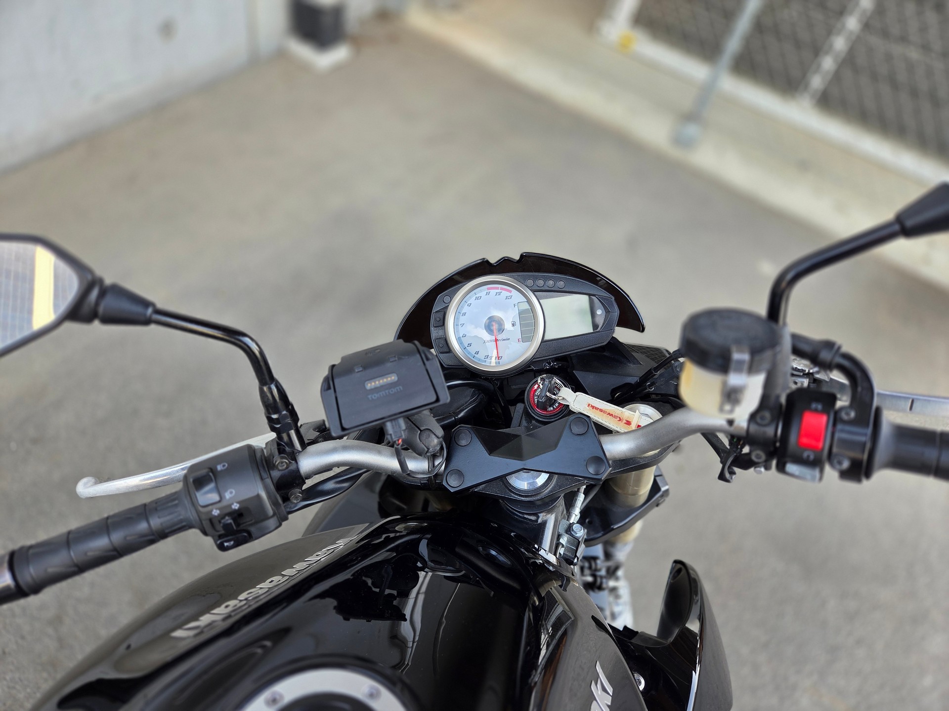 KAWASAKI Z 1000 ABS-image-7