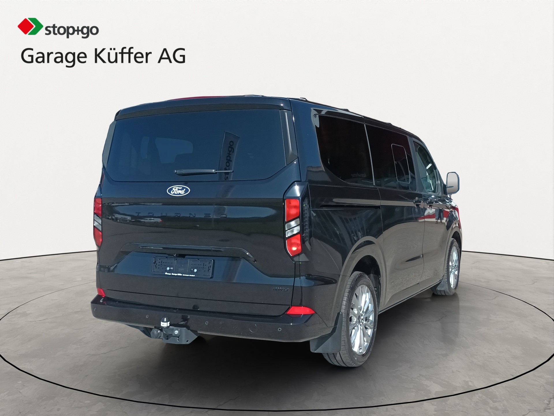 FORD Tourneo Bus 320 L1H1 Titanium Automat 4x4-image-4