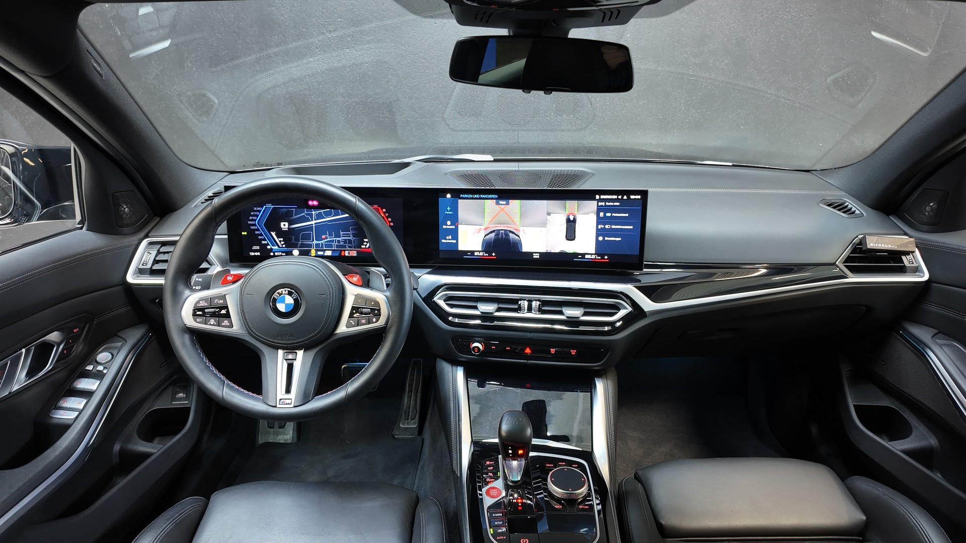 BMW M3 Touring xDrive Competition M-image-12