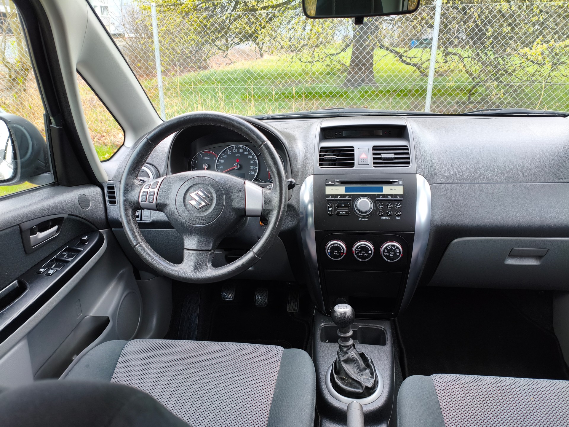 SUZUKI SX4 1.9 TD GL Top 4WD-image-14