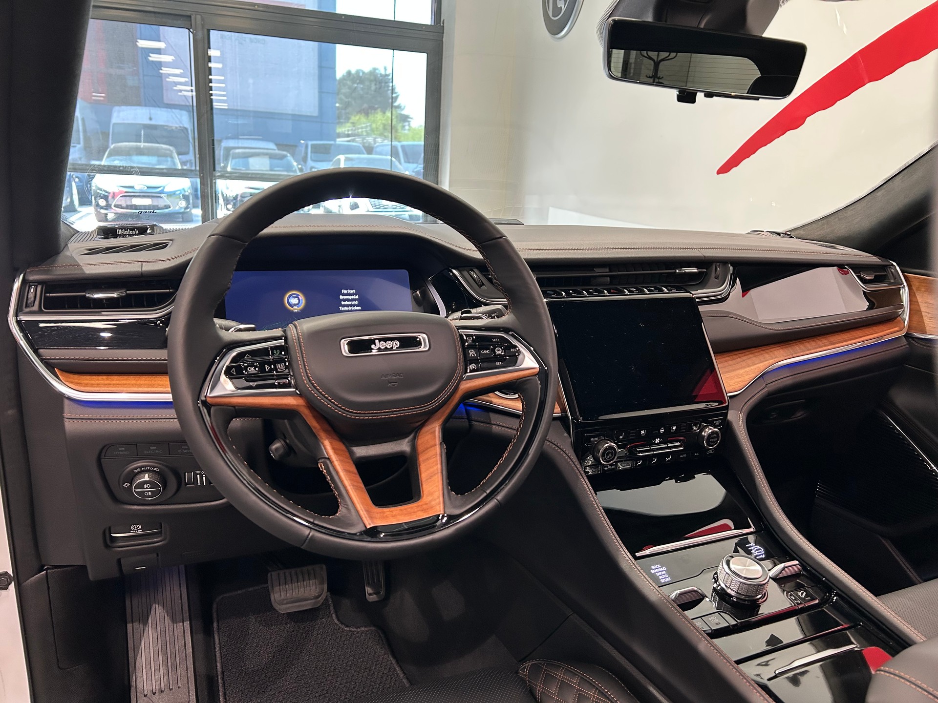 JEEP Grand Cherokee 2.0 Plug-in-Hybrid Summit Reserve 4xe-image-11