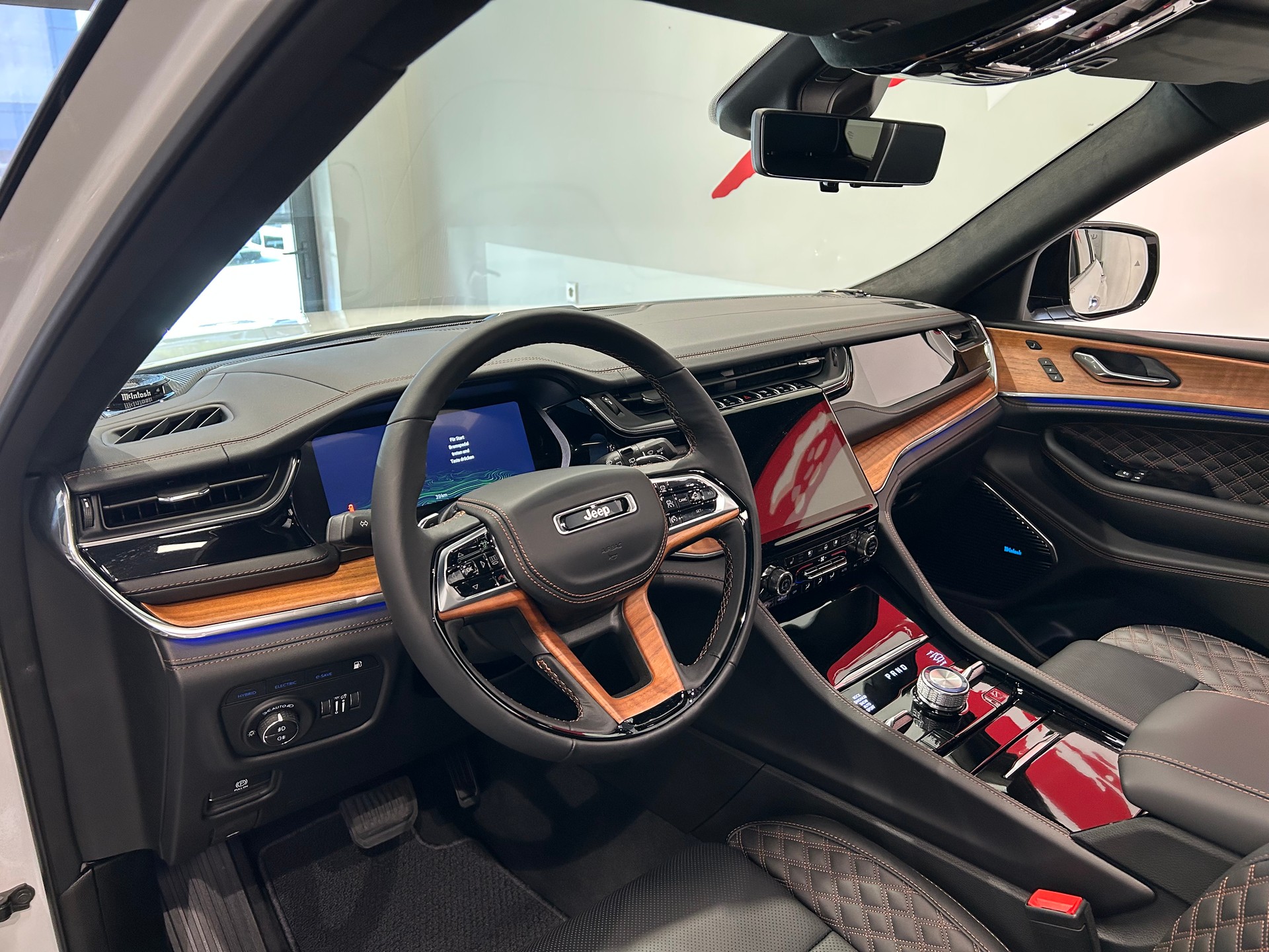 JEEP Grand Cherokee 2.0 Plug-in-Hybrid Summit Reserve 4xe-image-10