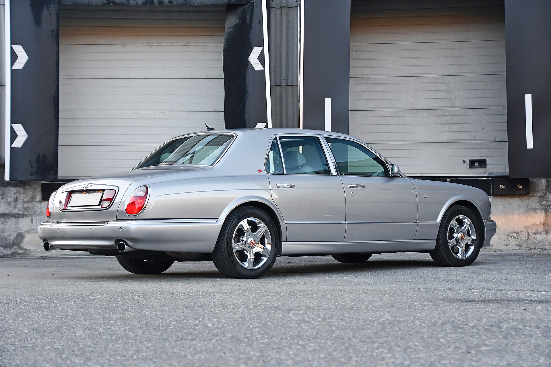 BENTLEY Red Label-image-12