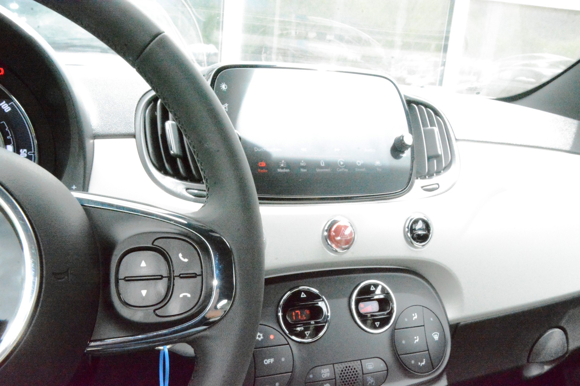 FIAT 500 0.9 Twinair 120th Anniversary-image-13