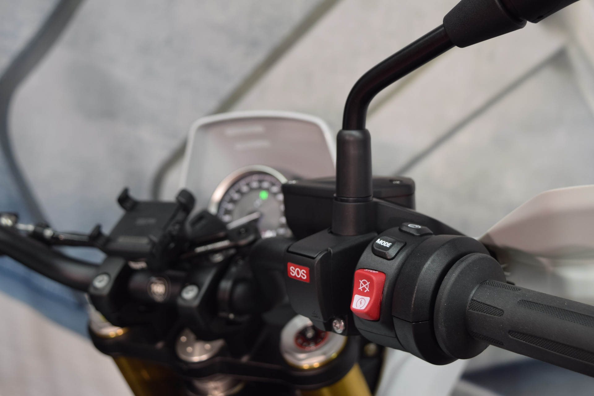 BMW R 12 G/S Enduro PRO - Boxer Prämie-image-7