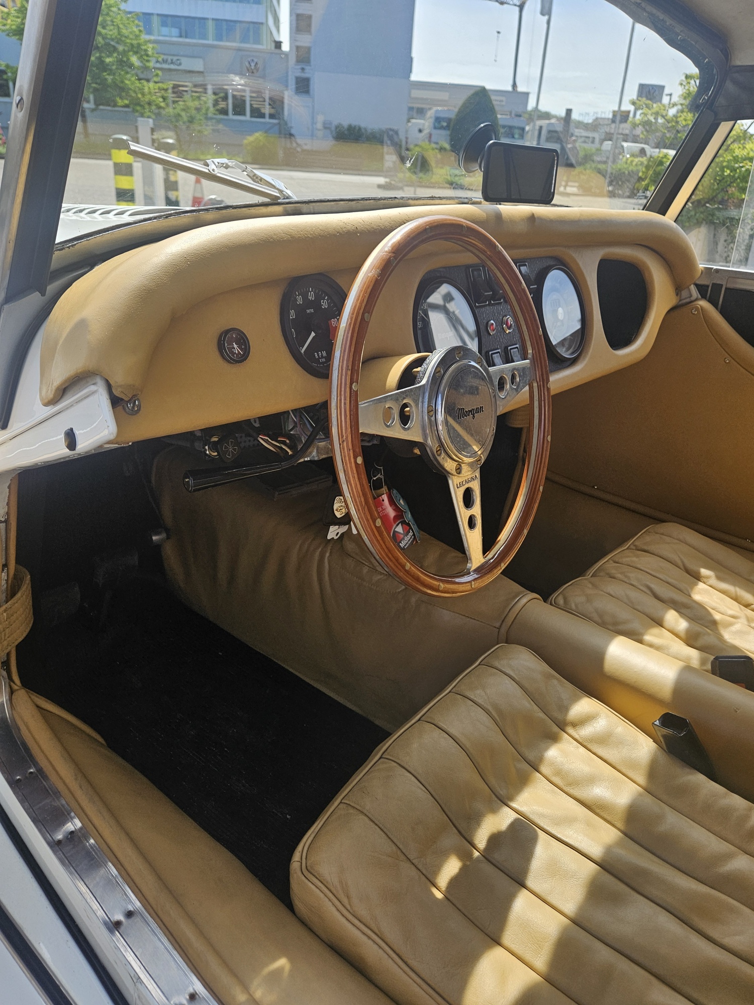 MORGAN 2-Seater-image-14