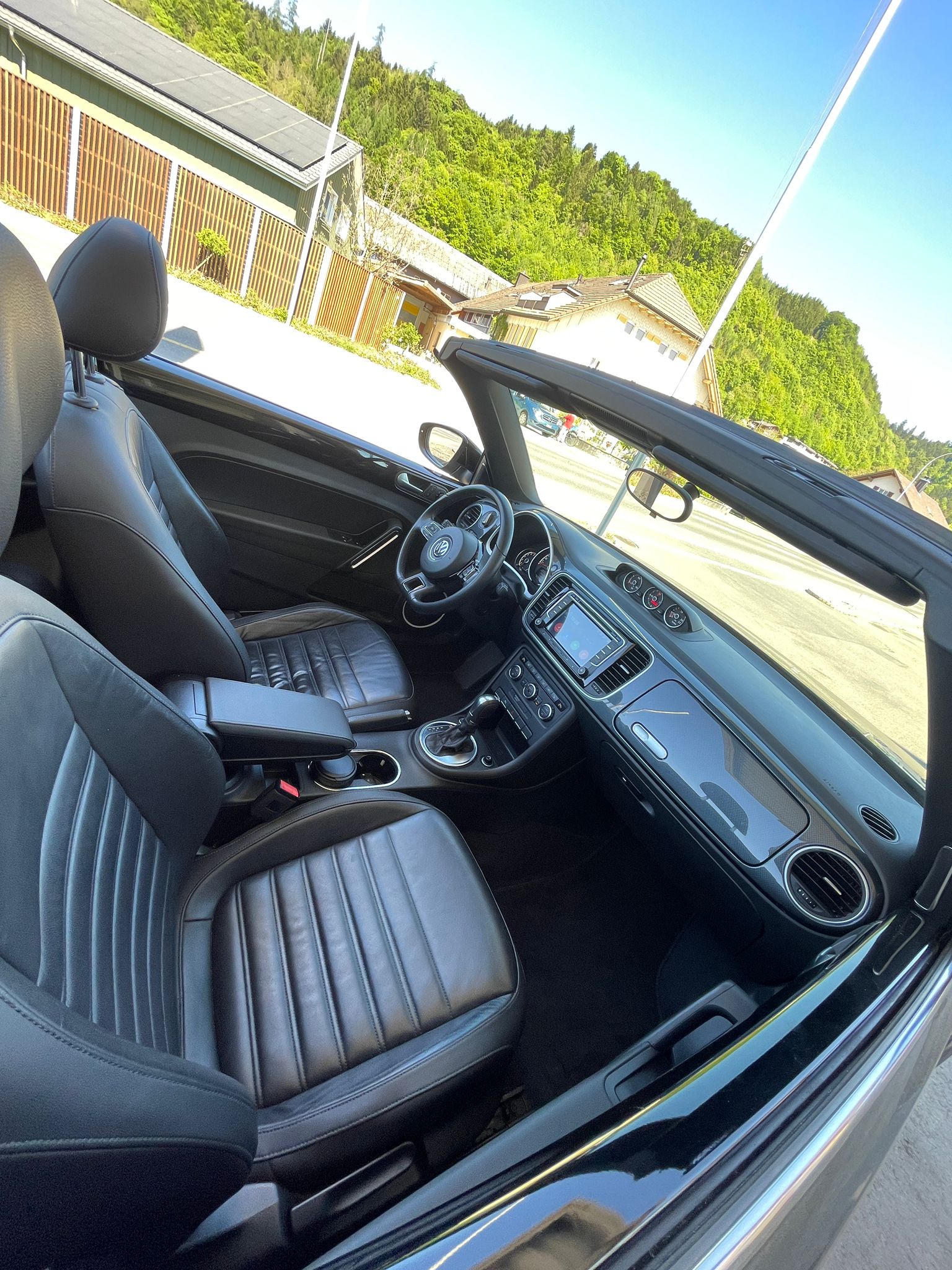 VW Beetle Cabrio 1.4 TSI Sport DSG-image-6