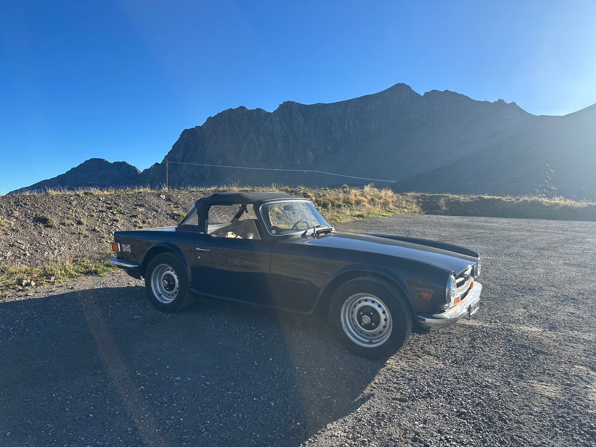 TRIUMPH Triumph TR6-image-1