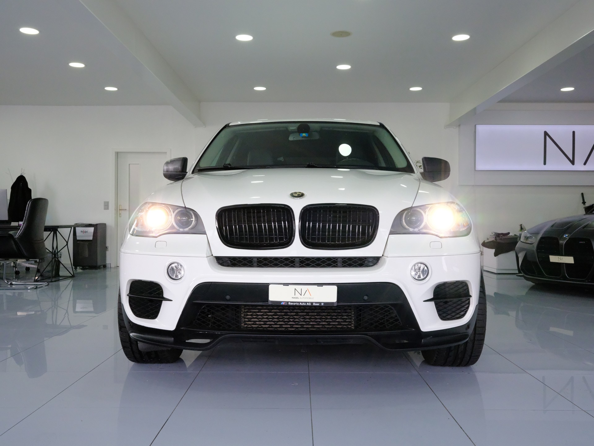 BMW X5 xDrive 30d (3.0d) Steptronic-showroom-element-2