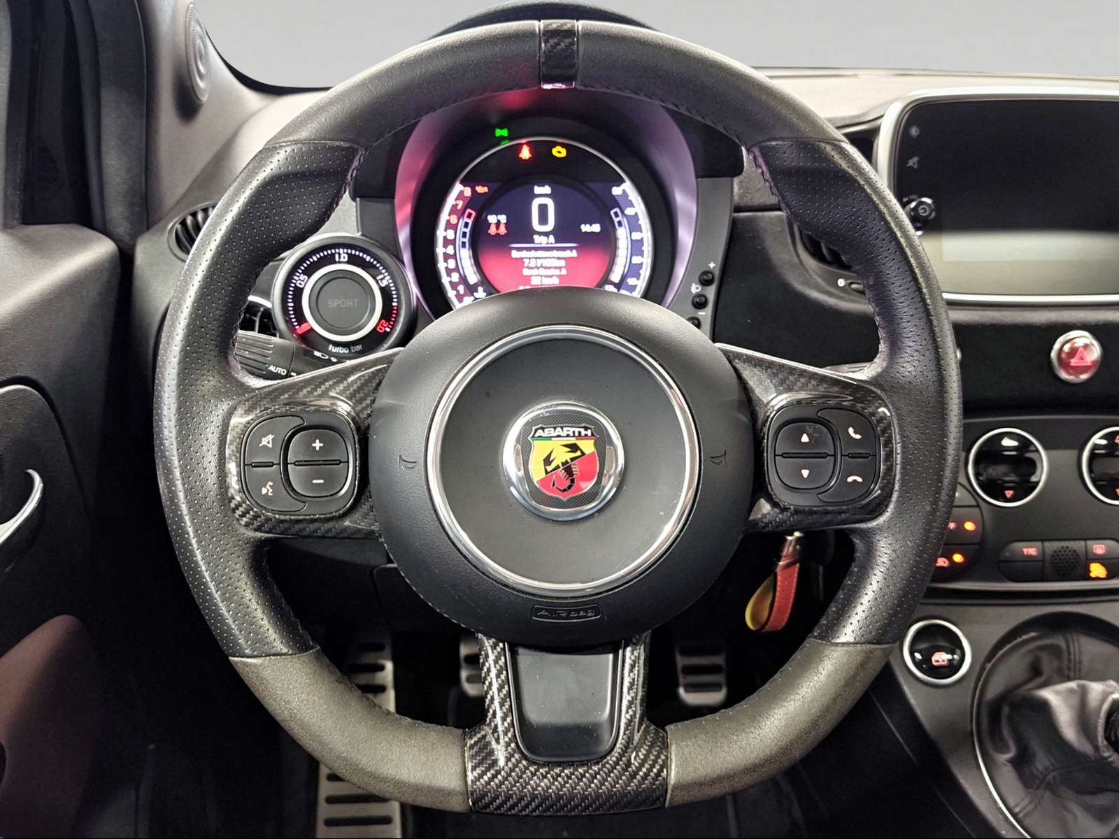 FIAT 595 1.4 16V Turbo Abarth Scorpion Legend-image-9