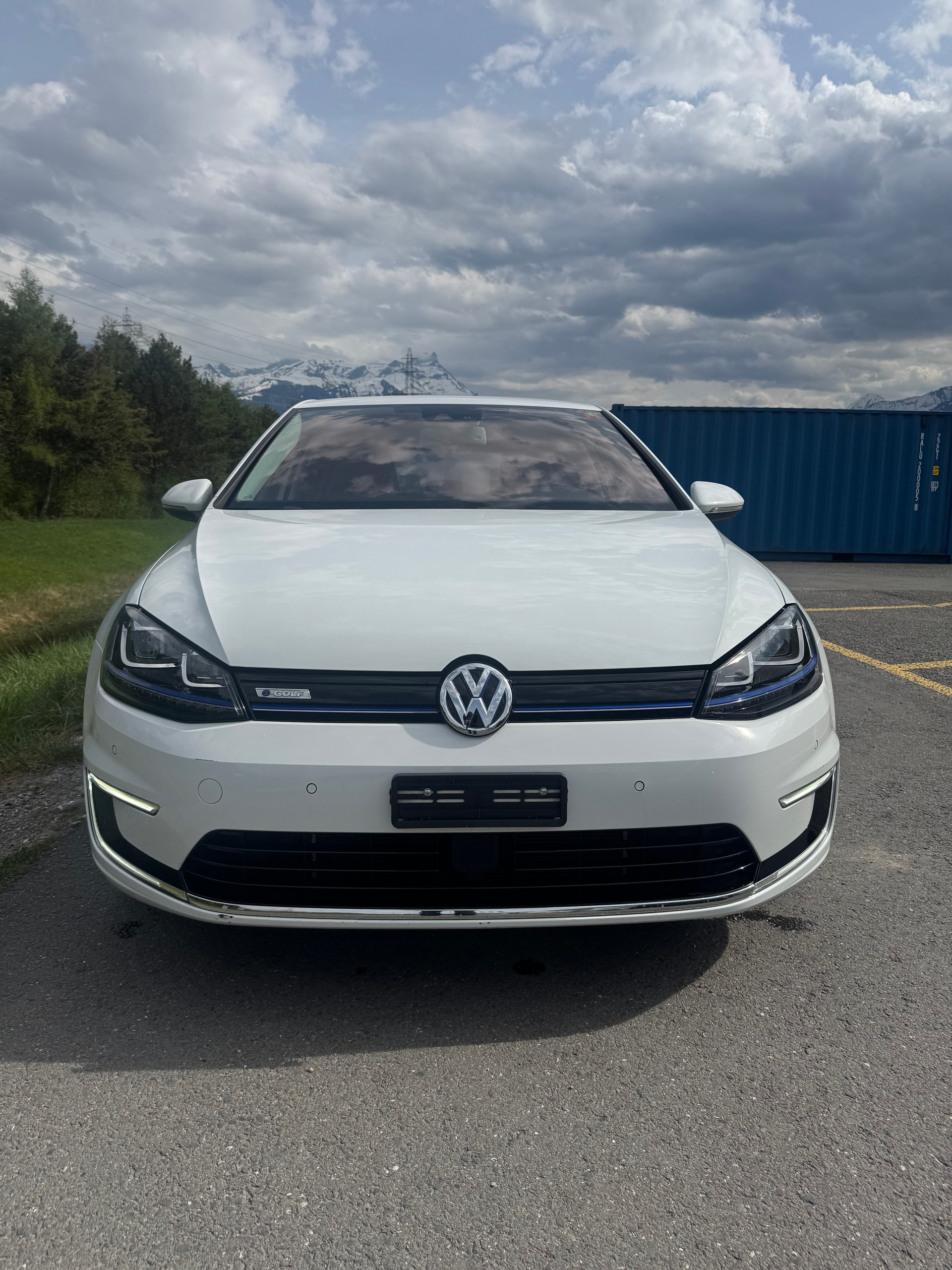 VW e-Golf-image-1