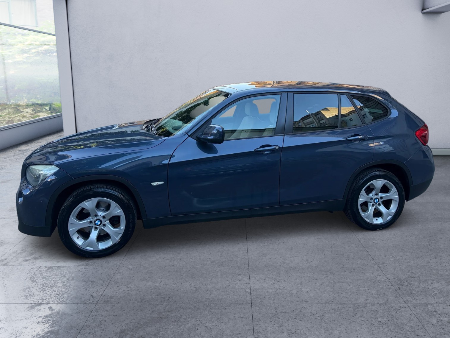 BMW X1 xDrive 18d Steptronic-image-2