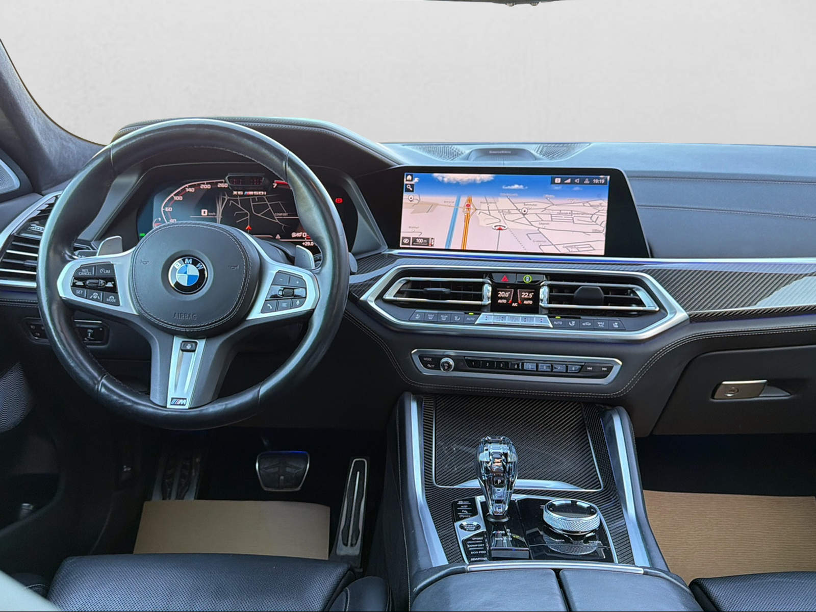 BMW X6 M50i Steptronic-image-12